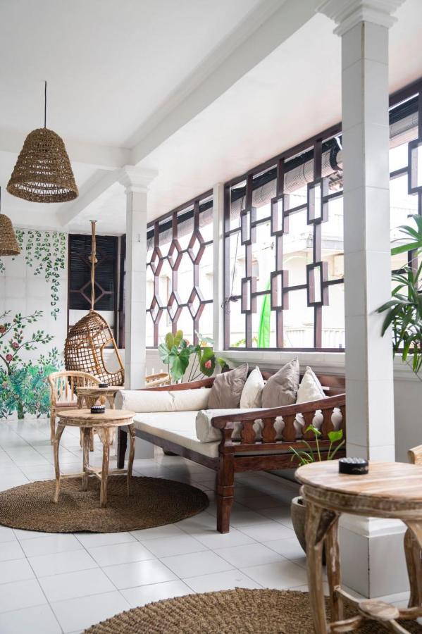 Sunrise Surf Guest House Canggu Buitenkant foto